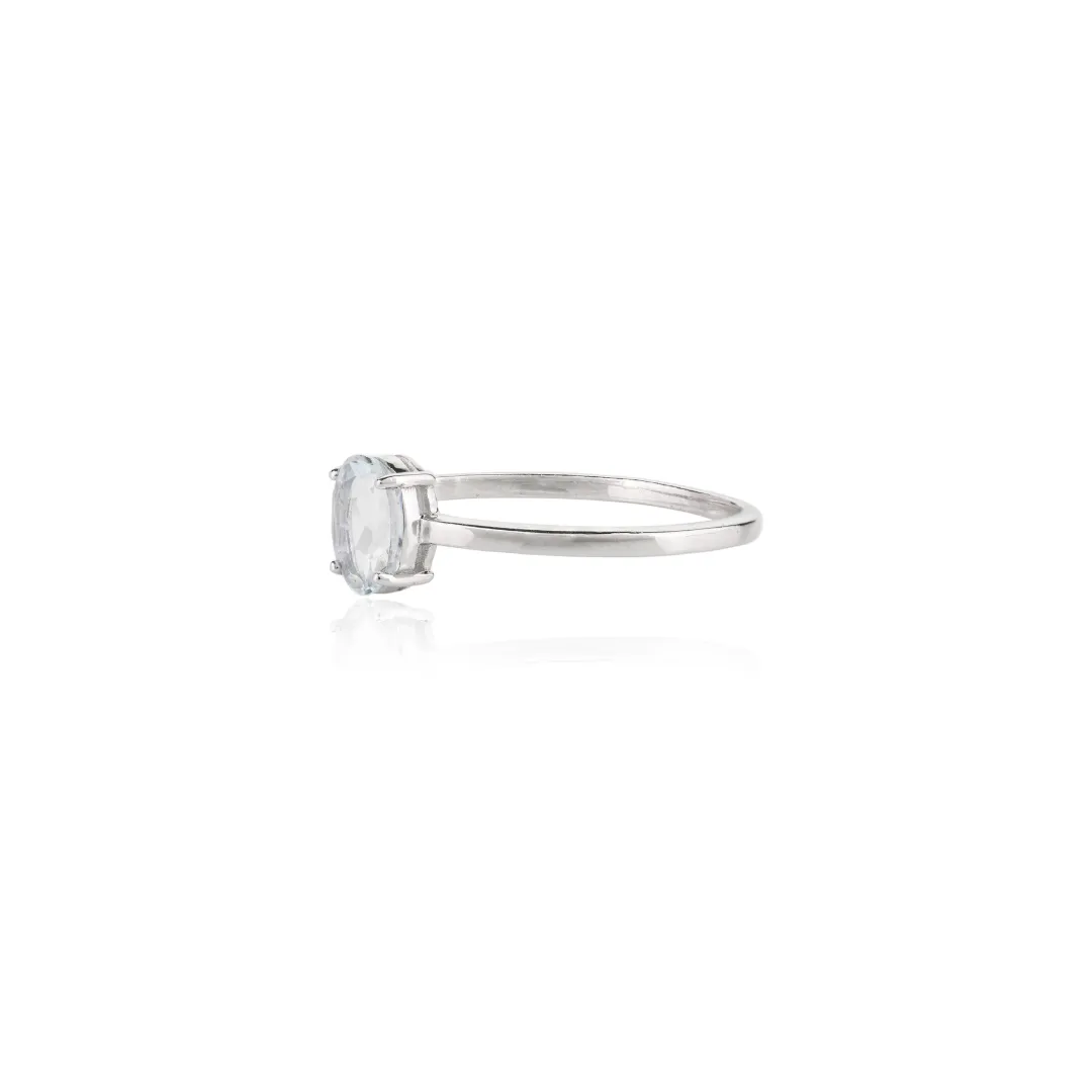 18K White Gold Aquamarine Ring