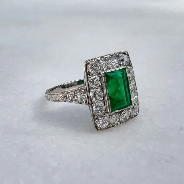 Art Deco Emerald & Diamond Ring