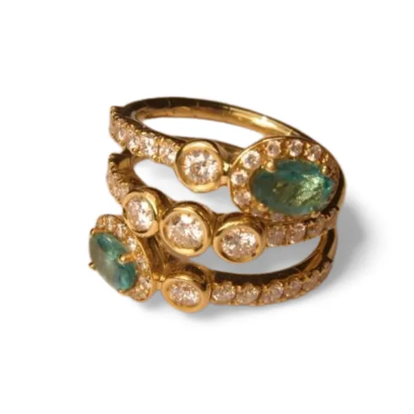 Beautiful Designer 18K Yellow Gold Bypass Emerald Diamond Cocktail Ring Band