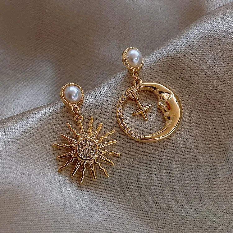 Chic Star Moon Phase Earrings