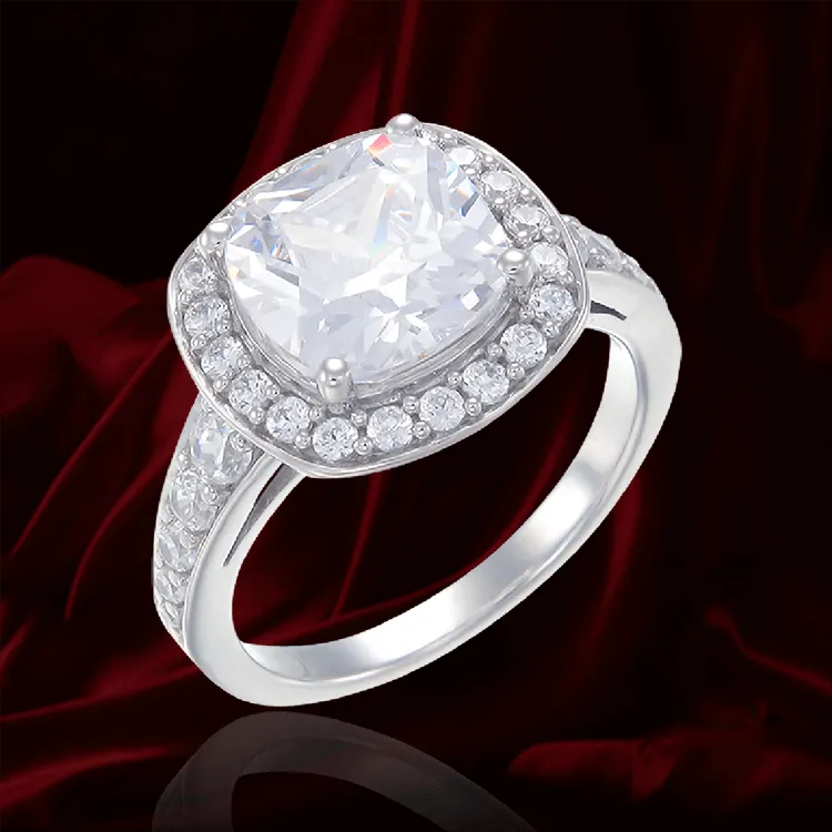 Cushion Cut Sparkling Ring