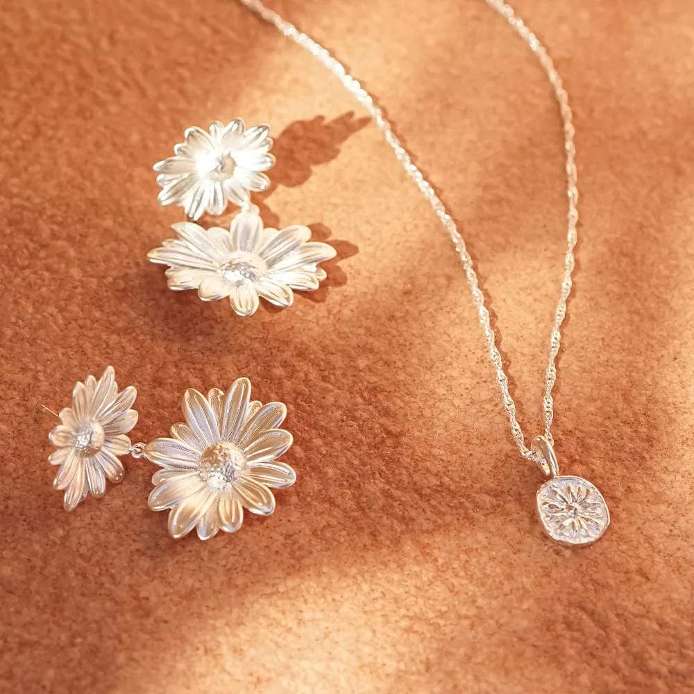 Daisy Flower Necklace Sterling Silver