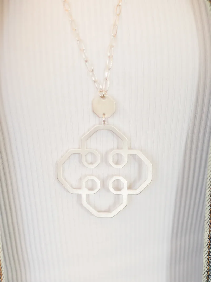 Diley Quatrefoil Necklace