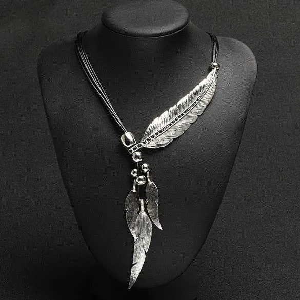 Fashion Bohemian Style Bronze Rope Chain Feather Pattern Pendant Necklace