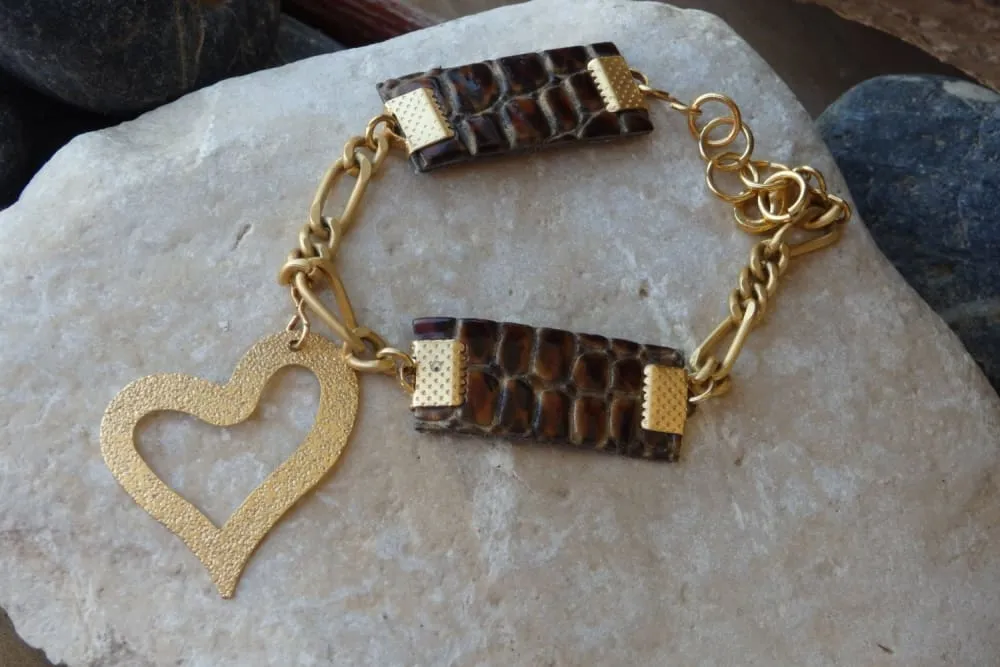 Heart gold bracelet