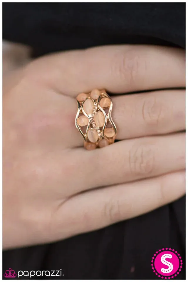 Paparazzi Ring ~ Just GLOW With It - Gold