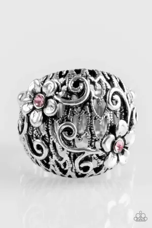 Paparazzi Ring ~ Spring Holiday - Pink