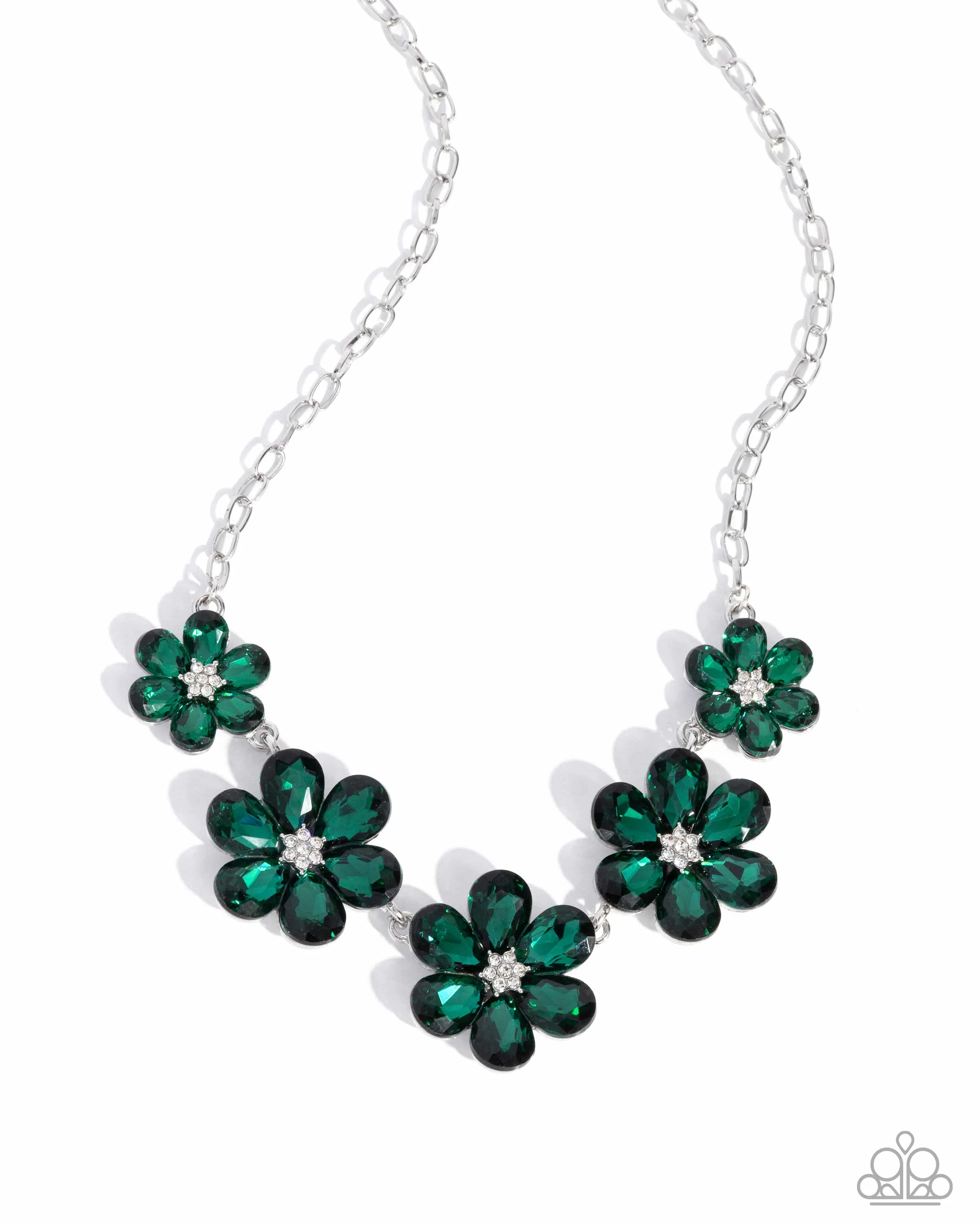 Paparazzi Whimsical Way - Green Necklace