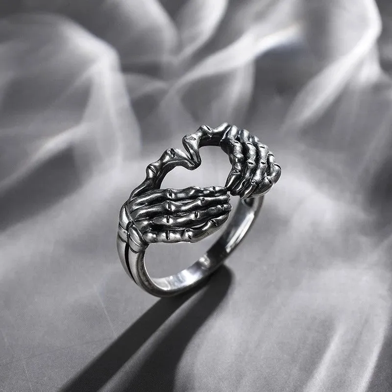 Retro Skull Heart Ring