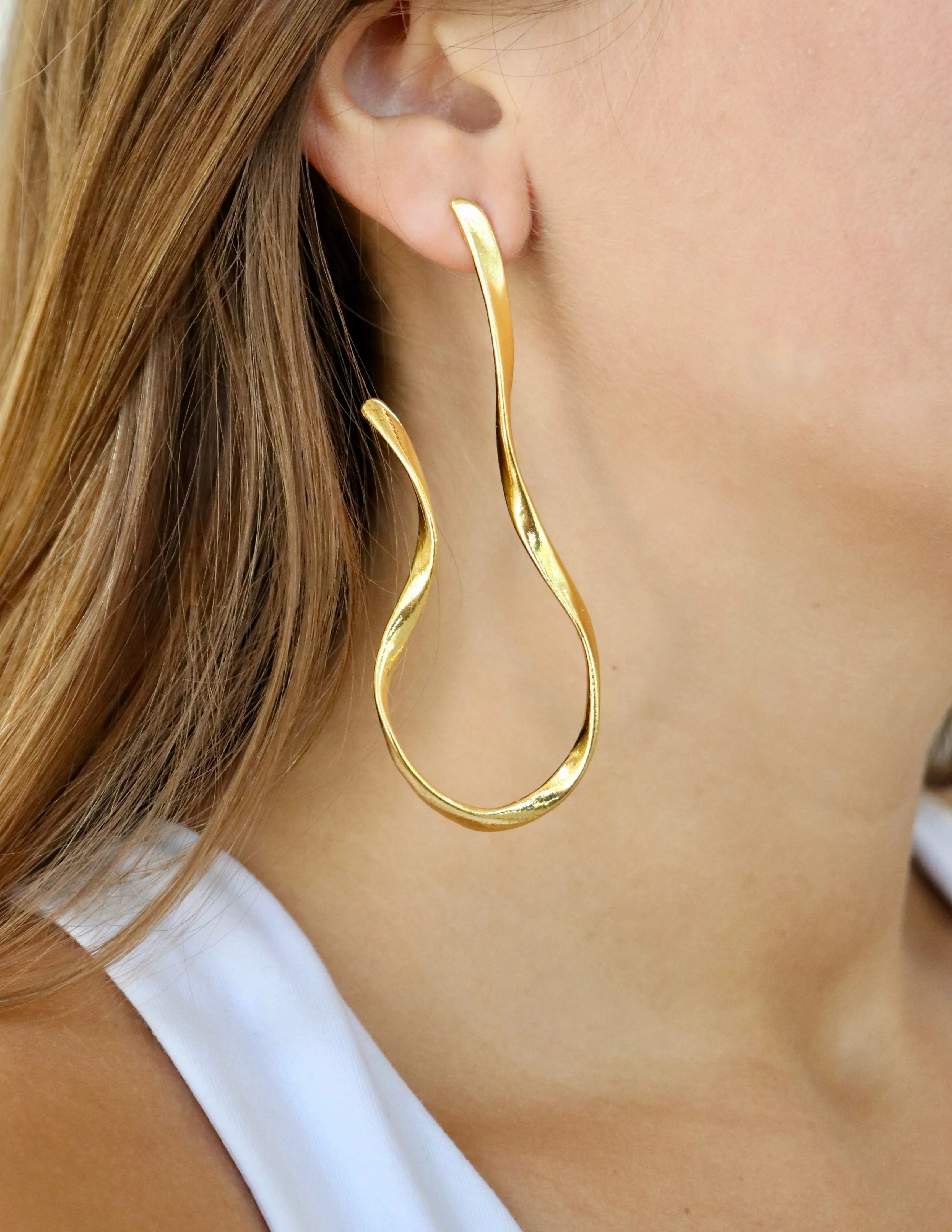 Reverse Ribbon Drop Earrings