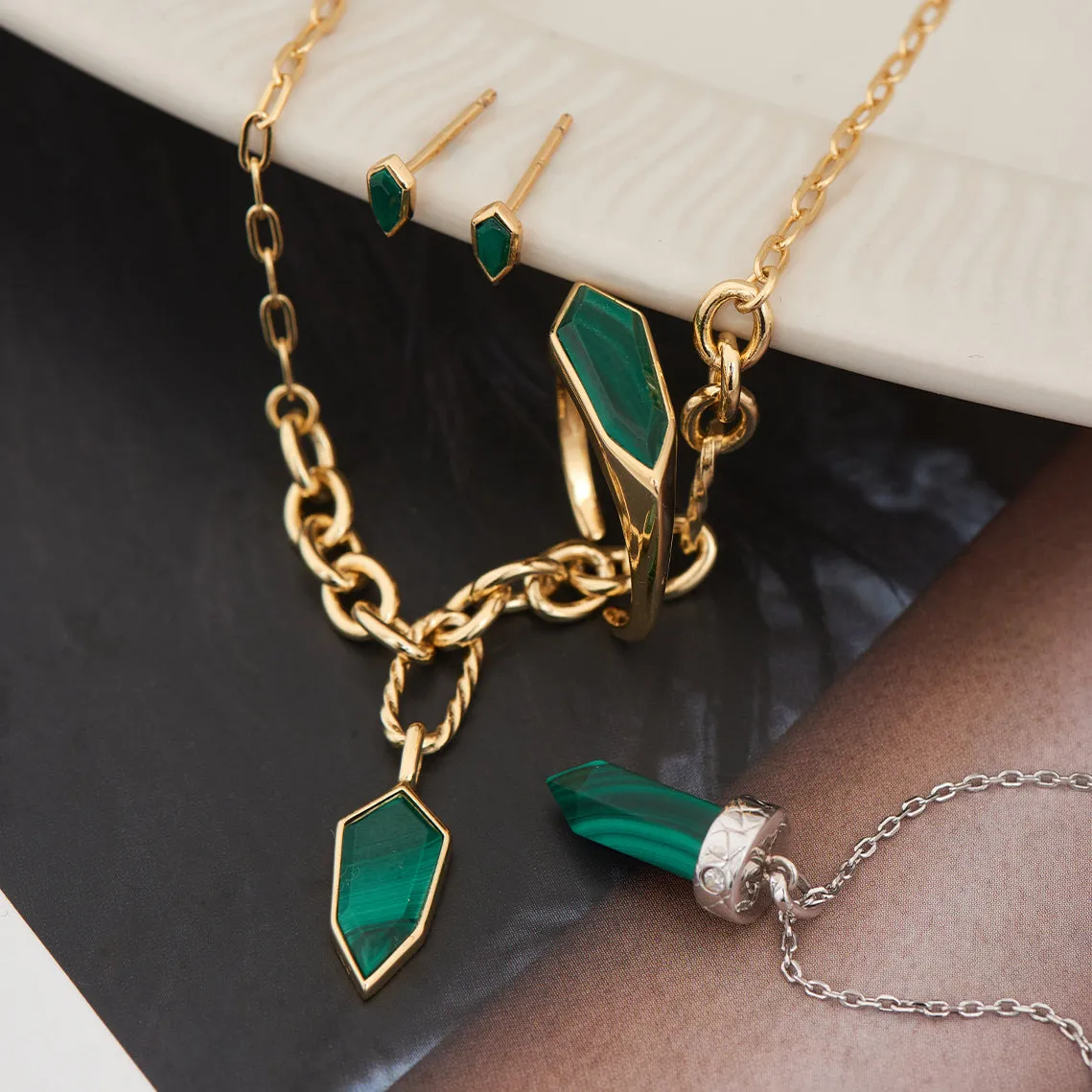 Silver Malachite Point Pendant Necklace