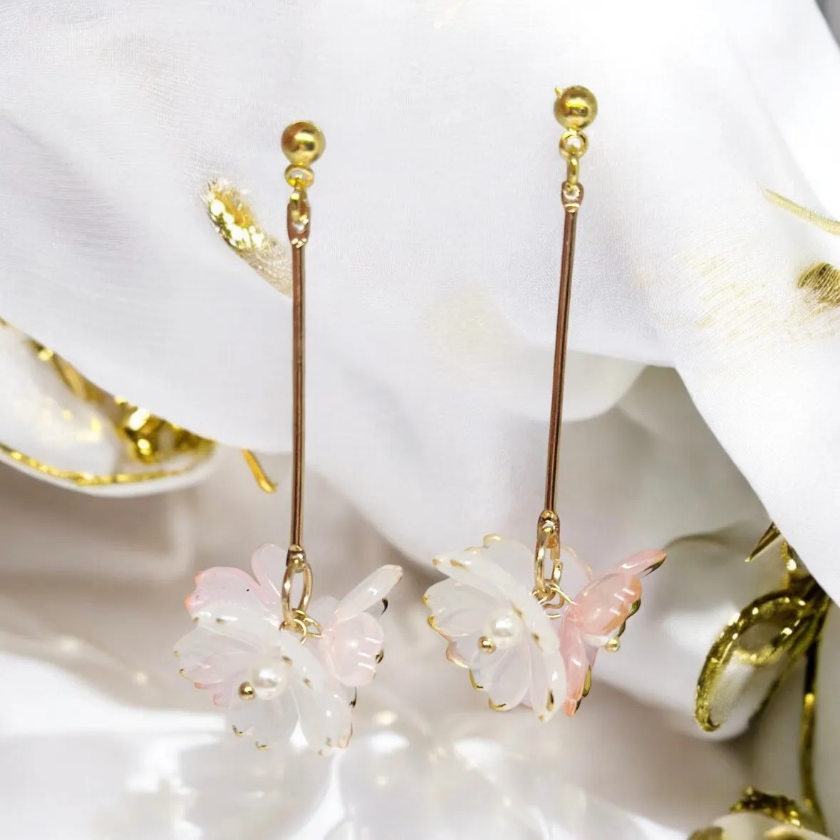 Whimsical - Sakura flower earrings